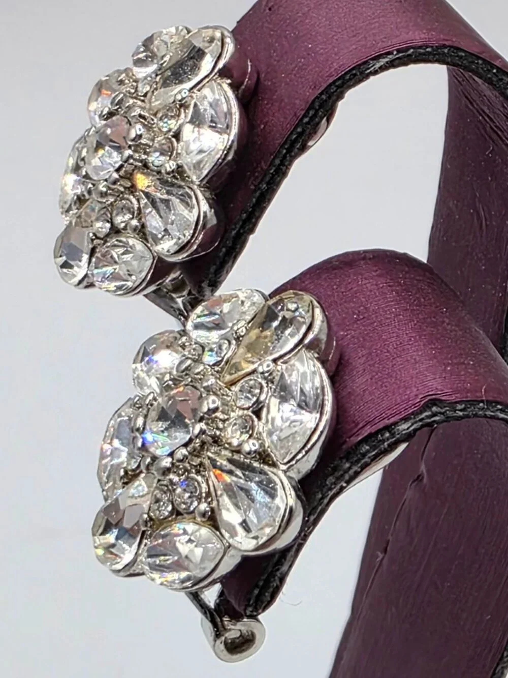 Vintage LIZ CLAIBORNE Round Pave Rhinestone Rhodium Plated Silver Clip Earrings